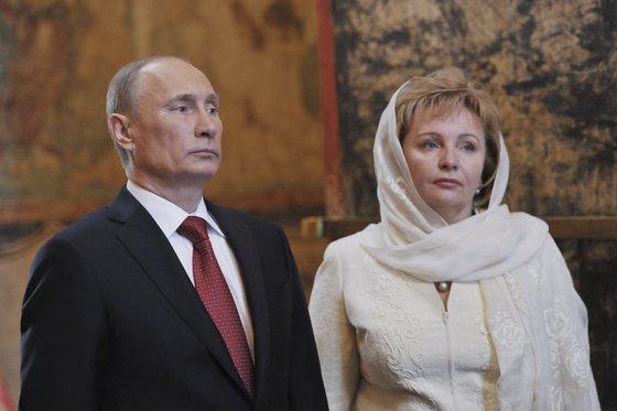 블라디미르 푸틴 러시아 대통령(좌)과 그의 전부인 알렉산드로브나 류드밀라(우). © News1