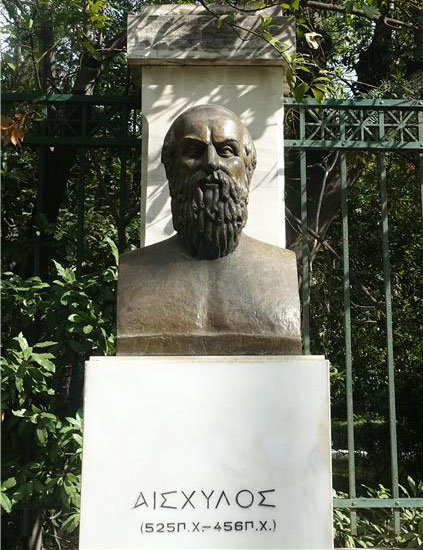 그리스 아테네의 ‘아말리아 거리’에 있는 작가 아이스킬로스(기원전 525∼기원전 456)의 흉상. ‘오레스테이아 3부작’이 그의 대표작으로 꼽힌다. 조대호 교수 제공