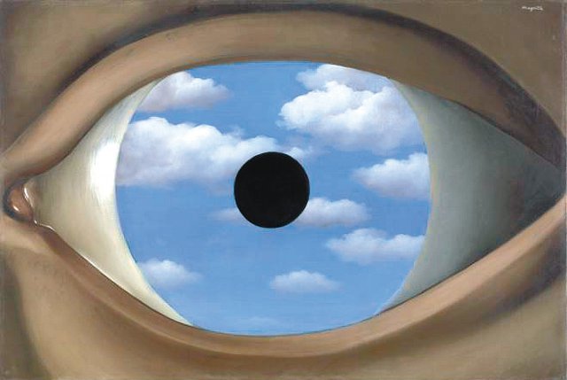 초현실주의 작가인 르네 마그리트의 ‘거짓 거울’(1928년). 현실을 떠나고 싶은 눈에 세상 대신 구름이 가득히 담긴 것 같다. 사진 출처 moma.org