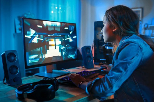12세대 인텔 코어 i5 기반 컴퓨터는 교육부터 게임까지 다양한 용도로 활용하기 좋다. 출처=인텔코리아