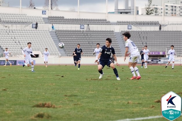 목동구장 그라운드 상태. 한국프로축구연맹 제공