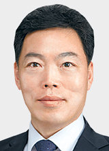 김오수 검찰총장, 민주당 검수완박에 항의 사표