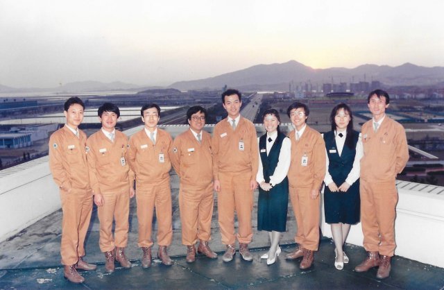 1991년 광양 근무 당시의 박씨(가운데)와 동료들. 30년의 세월은 많은 것을 변하게 한다. 박성하 씨 제공