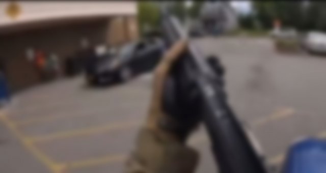 총격범 헬멧에 달린 고프로 카메라에 찍힌 모습