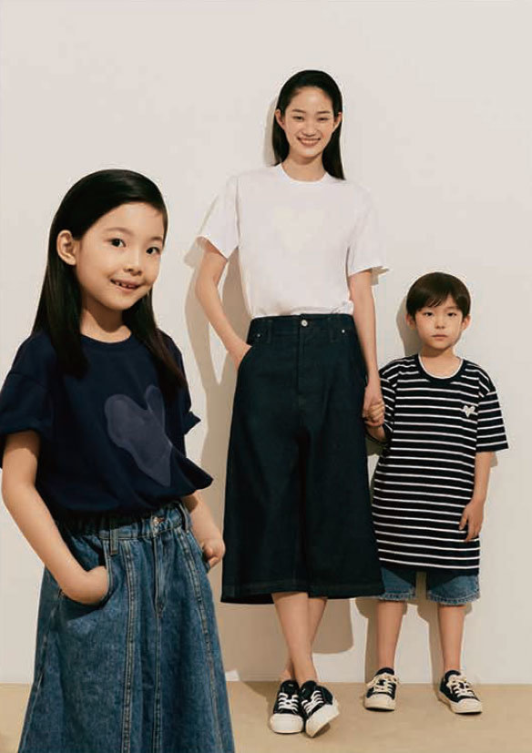 시각장애 아동들의 밝은 미래를 기대하며 만든 드로잉 하트 티셔츠.