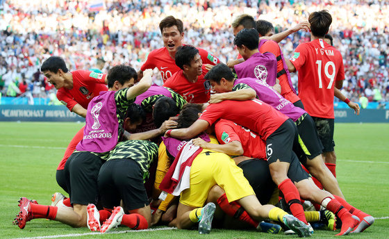 2018 러시아 월드컵에서 독일을 꺾은 한국 축구 대표팀. 뉴스1