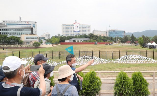 전망대 ‘바라봄’에서는 대통령실을 가장 가까이 볼 수 있다.