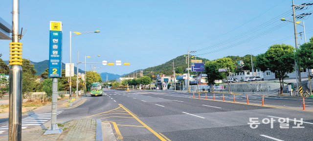 윤석열 대통령의 공약인 ‘호국보훈 메모리얼파크’ 조성 예정지로 알려진 대전도시철도 1호선 현충원역 주변. 대부분 그린벨트로 농경지로 사용되거나 개인 주택 등이 있다. 이기진 기자  doyoce@donga.com