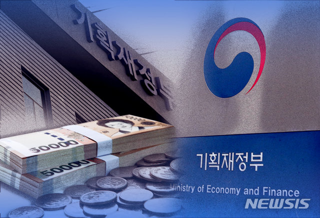 韓 국가경쟁력, 4단계 추락 27위…확장재정-연금고갈 위기 영향