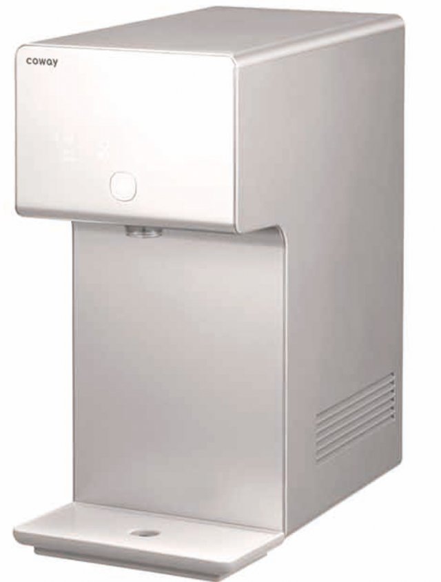 코웨이 아이콘 정수기2는 필터, 온수 조절, 물량 맞춤 부분도 업그레이드 했다.