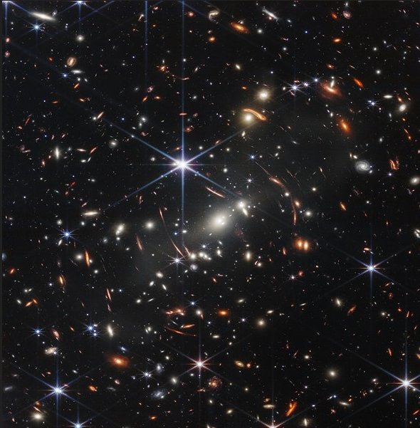 제임스 웹 우주 망원경이 처음으로 찍은 사진. 은하단 SMACS 0723의 모습. 출처 = NASA