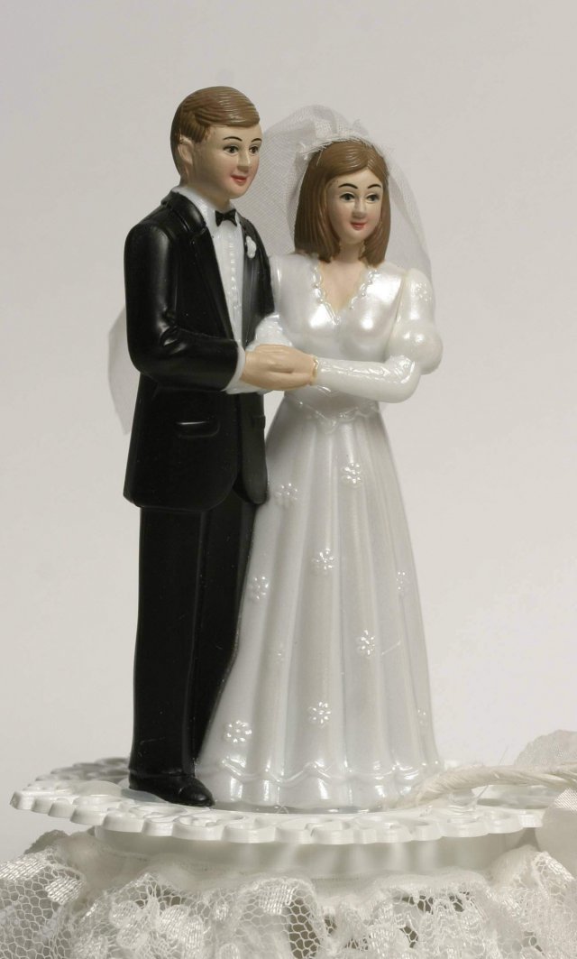 결혼이 영원한 행복의 약속이라면 얼마나 좋을까. 현실에서는 20년 이상 해로한 부부가 이혼하는 사례가 지속적으로 늘고 있다. 동아일보 DB