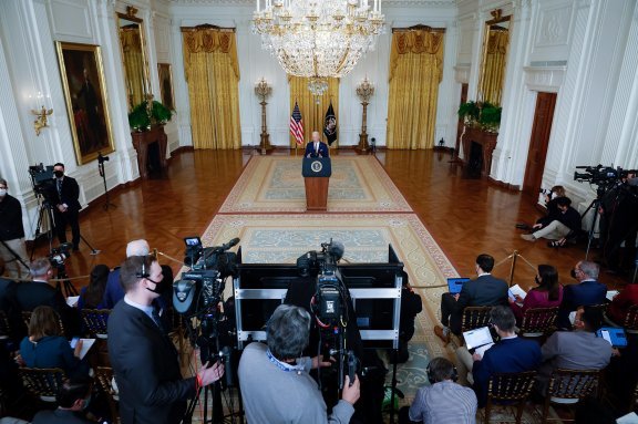 백악관 이스트룸에서 열린 조 바이든 대통령 취임 1주년 기자회견. 백악관 홈페이지
