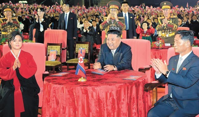 김정은 “공격임박땐 선제 핵타격”… 첫 법제화