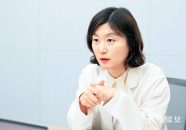 김미진 삼성서울병원 소아청소년과 교수는 “크론병 환자가 계속해서 늘고 있다”며 “치료가 쉽진 않지만 평소 잘 관리하면 일상생활을 무리없이 할 수 있다”고 조언했다. 홍은심 기자 hongeunsim@donga.com