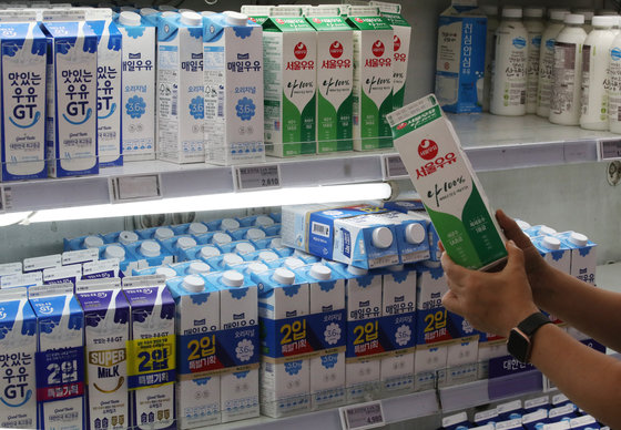 한 대형마트에 진열된 우유제품의 모습. 2022.9.12/뉴스1