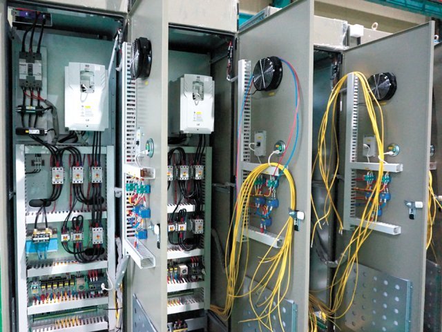 아이에스비 인버터 패널.