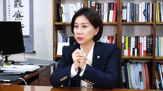 허은아 국민의힘 수석대변인이 25일 여의도 국회 의원회관에서 뉴스1과 인터뷰 하고 있다. ⓒ News1 이승아 기자