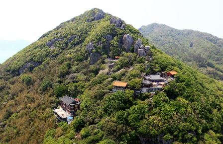 여수 금오산 향일암 일원 전경. 문화재청