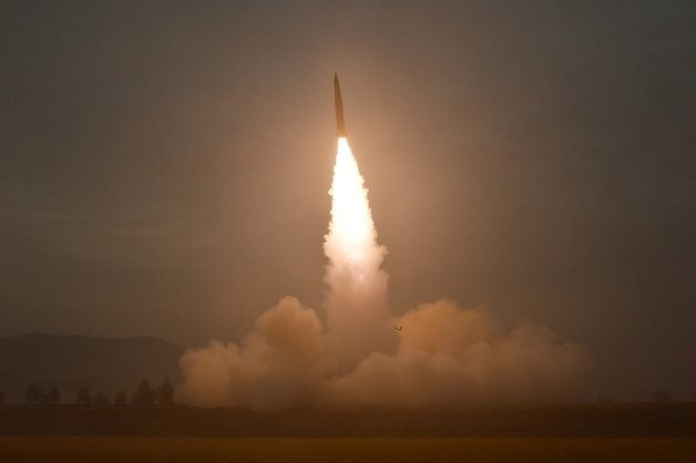 북한의 단거리탄도미사일(SRBM) 발사 장면(자료사진). (평양 노동신문=뉴스1)