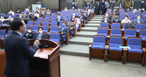 박홍근 더불어민주당 원내대표가 26일 서울 여의도 국회에서 열린 예결위원 워크숍에서 인사말을 하고 있다. 2022.10.26/뉴스1