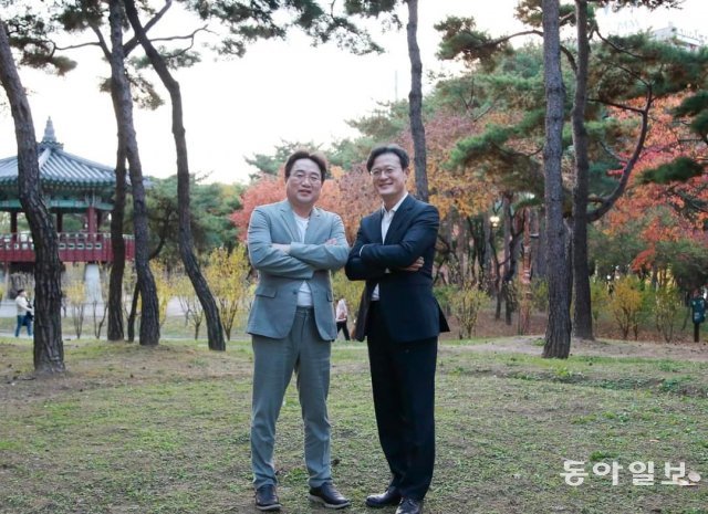 위더십연구소 김현성(왼쪽), 채현일 공동대표. 위더십연구소 제공