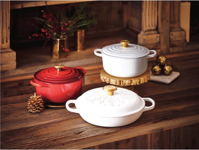 르크루제(LE CREUSET)가 새롭게 선보이는 2022년 ‘크리스마스 컬렉션(Christmas Collection)’.