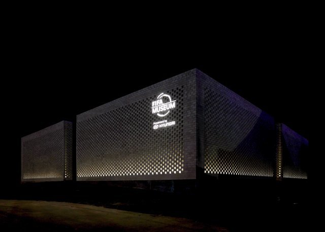 현대차가 2022 월드컵을 맞이해 카타르 도하에 개관한 2022 월드컵 특별 전시관 ‘FIFA 박물관(FIFA Museum Presented by Hyundai)’. 현대자동차그룹 제공.