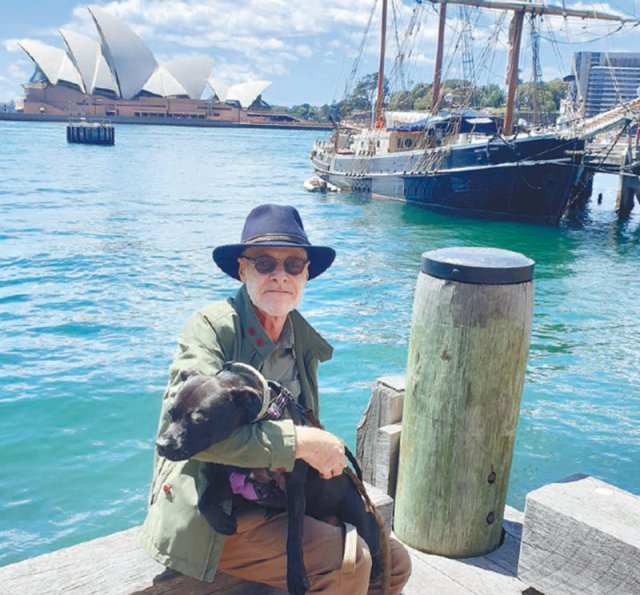 호주 시드니에 사는 로저 홀트 씨(67)는 “7년 전 은퇴해 매달 퇴직연금으로 4200호주달러(약 370만 원)를 받고 있다. 국내외 여행을 즐기며 여유로운 노후를 보내고 있다.”고 말했다. 홀트씨 제공