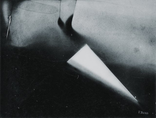 임응식, ＜포토그램 습작1, 부양〉, 1933 ⓒ임응식사진아카이브