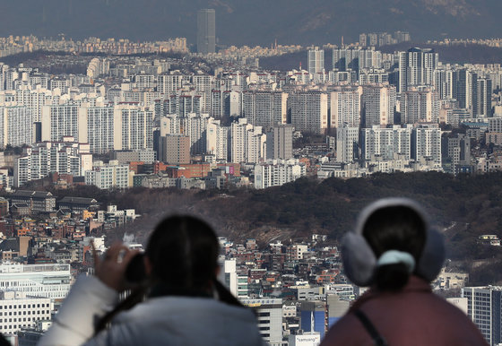 서울 남산에서 바라본 아파트 모습. 2022.12.19/뉴스1