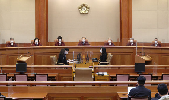 유남석 헌법재판소장과 재판관들. ⓒ News1