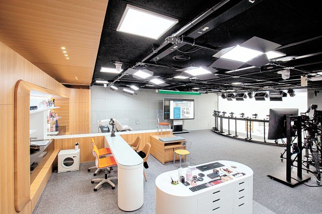‘실감형 콘텐츠 제작 시스템(VX)’이 구축된 서울사이버대의 아트 테크 스튜디오(ART TECH STUDIO).