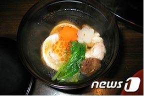 일본의 새해맞이 전통 떡국 오조니(お雜煮) 뉴스1