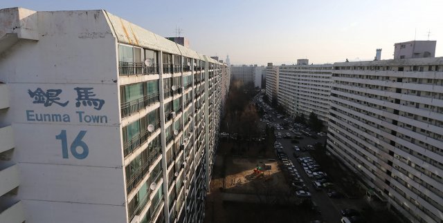 서울 강남권의 대표 재건축 아파트인 강남구 대치동 은마아파트 전경