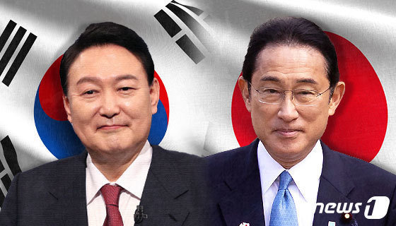 윤석열 대통령(왼쪽)과 기시다 후미오 일본 총리.ⓒ News1