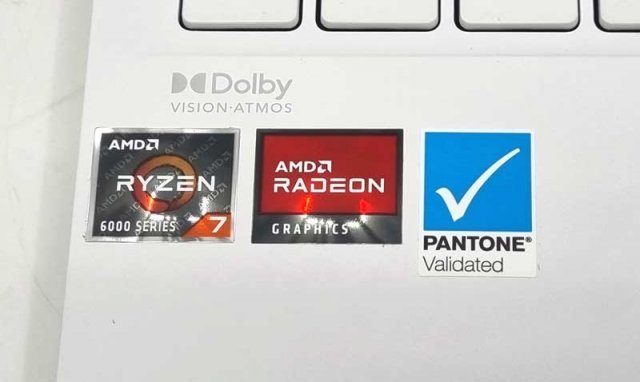 AMD의 저전력 노트북용 프로세서 중 상위급인 라이젠7 6800U 탑재했다 (출처=IT동아)