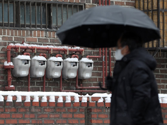 서울 시내 한 주택가에 설치된 가스 계량기의 모습. 2023.1.26/뉴스1