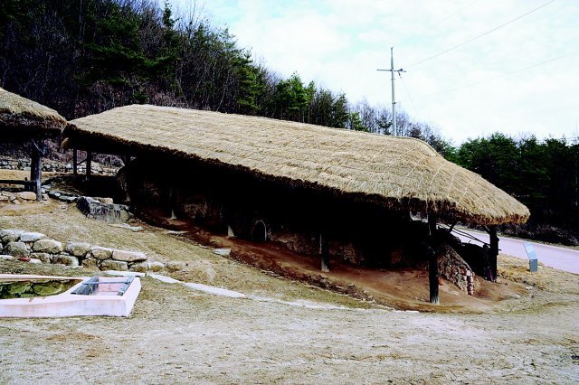 1863년 처음 만든 경북 문경시 망댕이 가마. 전체 길이가 17.35m에 이른다. 문화재청 제공