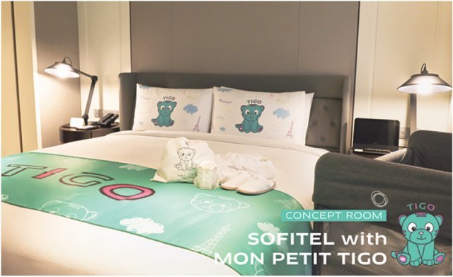 소피텔 앰배서더 서울의 ‘소피텔 위드 몽 쁘띠 티고(Sofitel with Mon Petit Tigo)’ 패키지. 이 
호텔의 시그니처 캐릭터인 아기 호랑이 ‘티고(Tigo)’ 컨셉 룸에서 아이와 함께 머물며 티고 인형과 컬러링 북, 키즈 배스 세트
 등을 선물로 받는다.