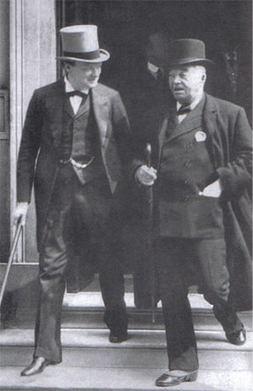 1959년 영국 의회에서 윈스턴 처칠 총리(왼쪽)와 존 아버스넛 피셔 제독(오른쪽). 위키피디아
