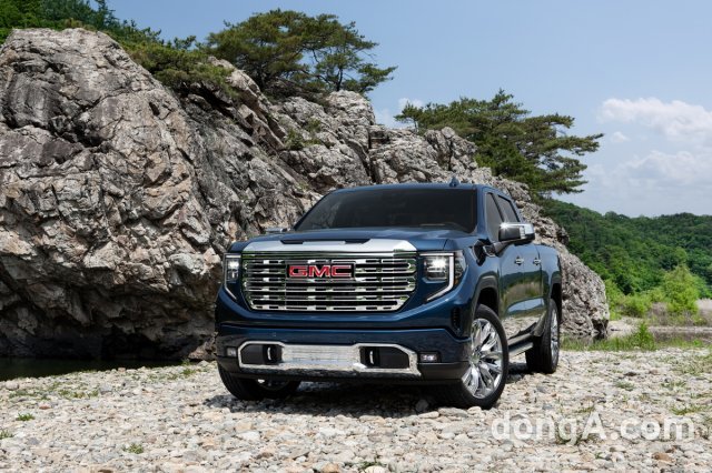 한국GM이 올해 국내 출시 예정인 GMC 시에라