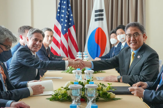 박진 외교부 장관(오른쪽)과 토니 블링컨 미국 국무장관. (외교부 제공)