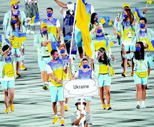 2020 도쿄 올림픽에 참가하고 있는 우크라이나 선수단. 국제올림픽위원회(IOC)가 러시아 선수들을 2024 파리 여름올림픽에 출전시키려는 움직임을 보이자 우크라이나를 비롯한 일부 국가들이 보이콧 가능성을 시사했다. 도쿄=AP 뉴시스