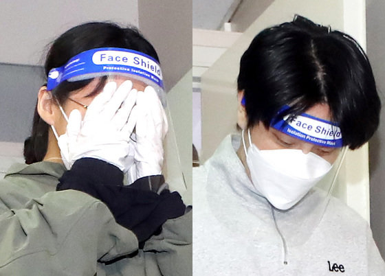 ‘계곡살인’ 사건의 피의자 이은해(왼쪽)·조현수가 지난해 4월19일 오후 구속 전 피의자 심문(영장실질심사)을 받기 위해 인천시 미추홀구 인천지방법원으로 들어서고 있다. 사진공동취재단