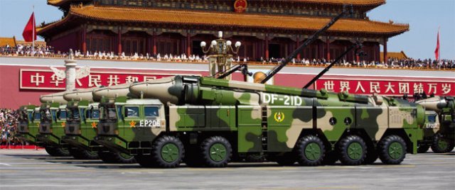 중국의 ‘항공모함 킬러’ 대함미사일 둥펑-21D. [뉴시스]