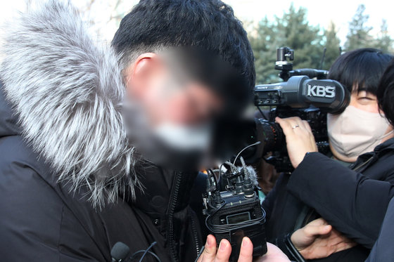 허위 뇌전증 진단을 알선하고 1억 원이 넘는 돈을 수수한 혐의를 받는 병역 브로커 김 모씨2023.1.9. 뉴스1