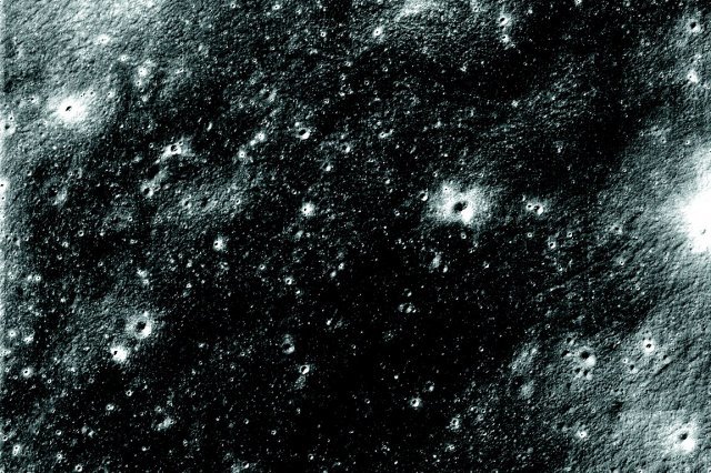 한국항공우주연구원은 13일 한국 최초의 달 궤도선 다누리가 촬영한 달 표면의 ‘폭풍의 바다’ 사진을 공개했다. 과학기술정보통신부 제공