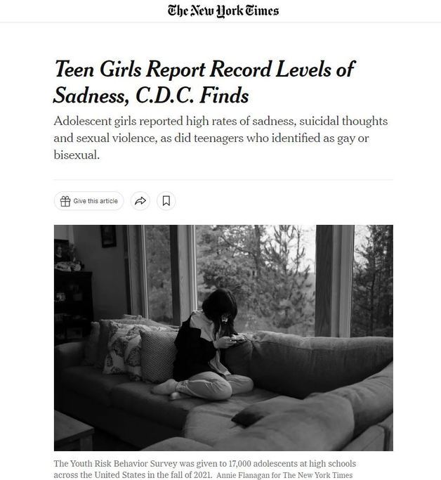 13일(현지시간) 미국 뉴욕타임스(NYT)가 보도한 10대 여성 청소년 정신건강 악화 관련 기사 갈무리. 출처 NYT