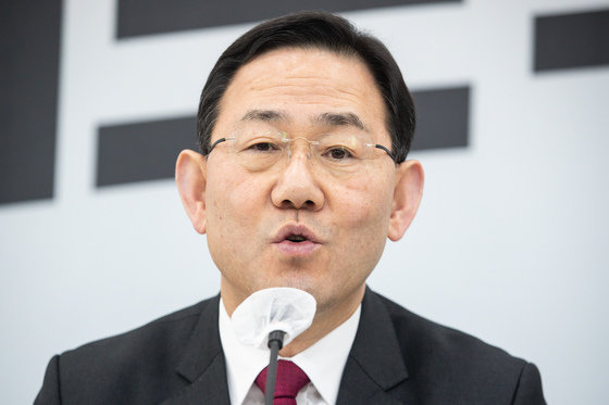 주호영 국민의힘 원내대표가 19일 서울 여의도 국회에서 기자간담회를 열고 이재명 더불어민주당 대표에 대한 체포동의안 관련 입장 등 현안에 대해 발언하고 있다. 2023.2.19 뉴스1